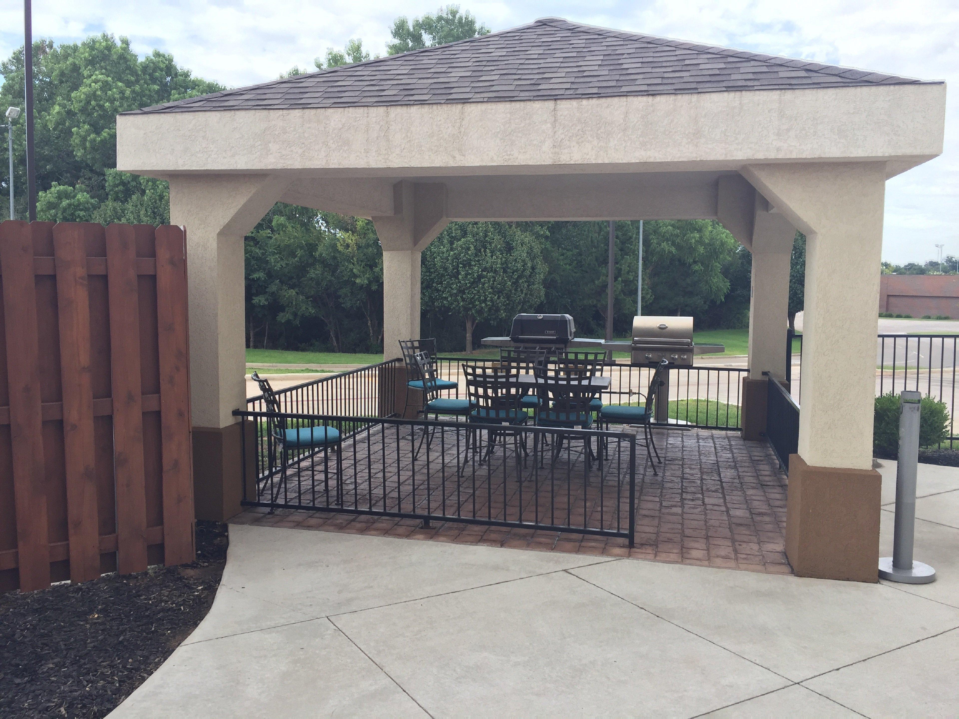 Candlewood Suites Woodward By Ihg Eksteriør billede